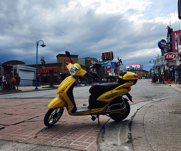 Fallsview Tower Hotel - Shuttle Service - Niagara E-Scooters and Bicycle Rentals